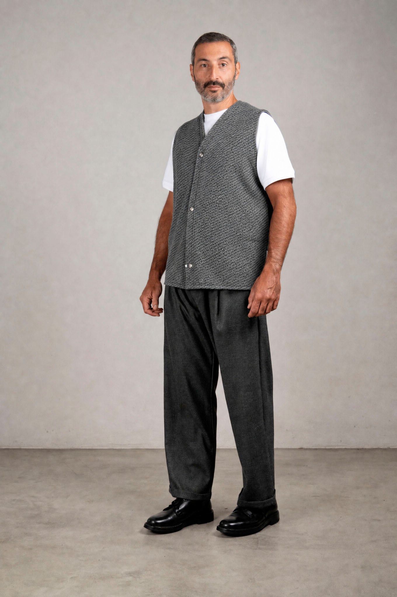 Cardigan Vest