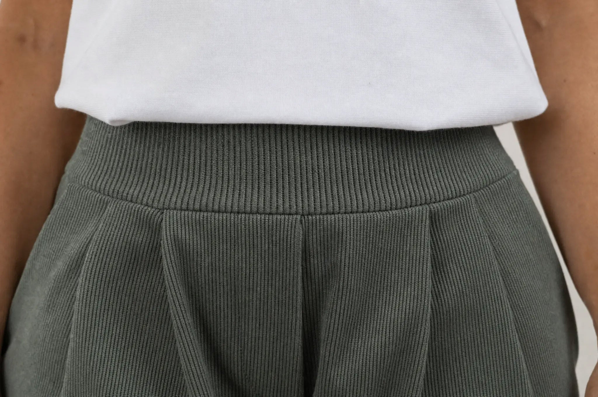 Classic Trousers