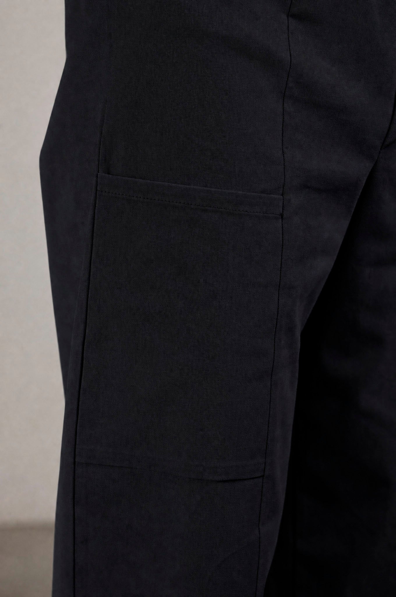 Pantalone Met. – Nero